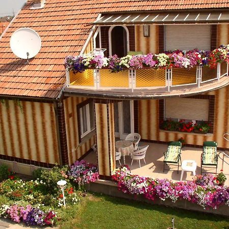 Amalia Apartman 久洛 外观 照片