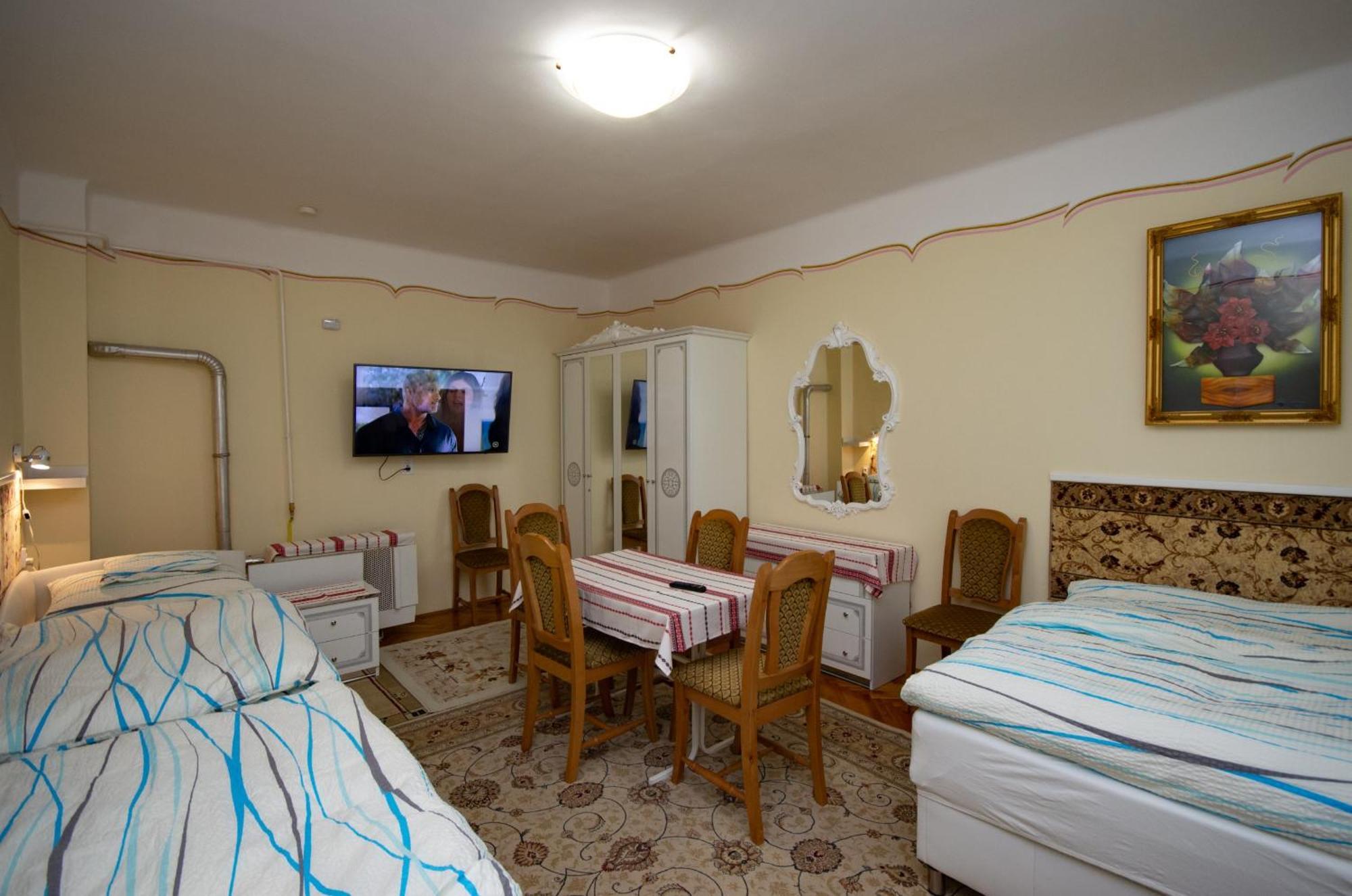 Amalia Apartman 久洛 外观 照片