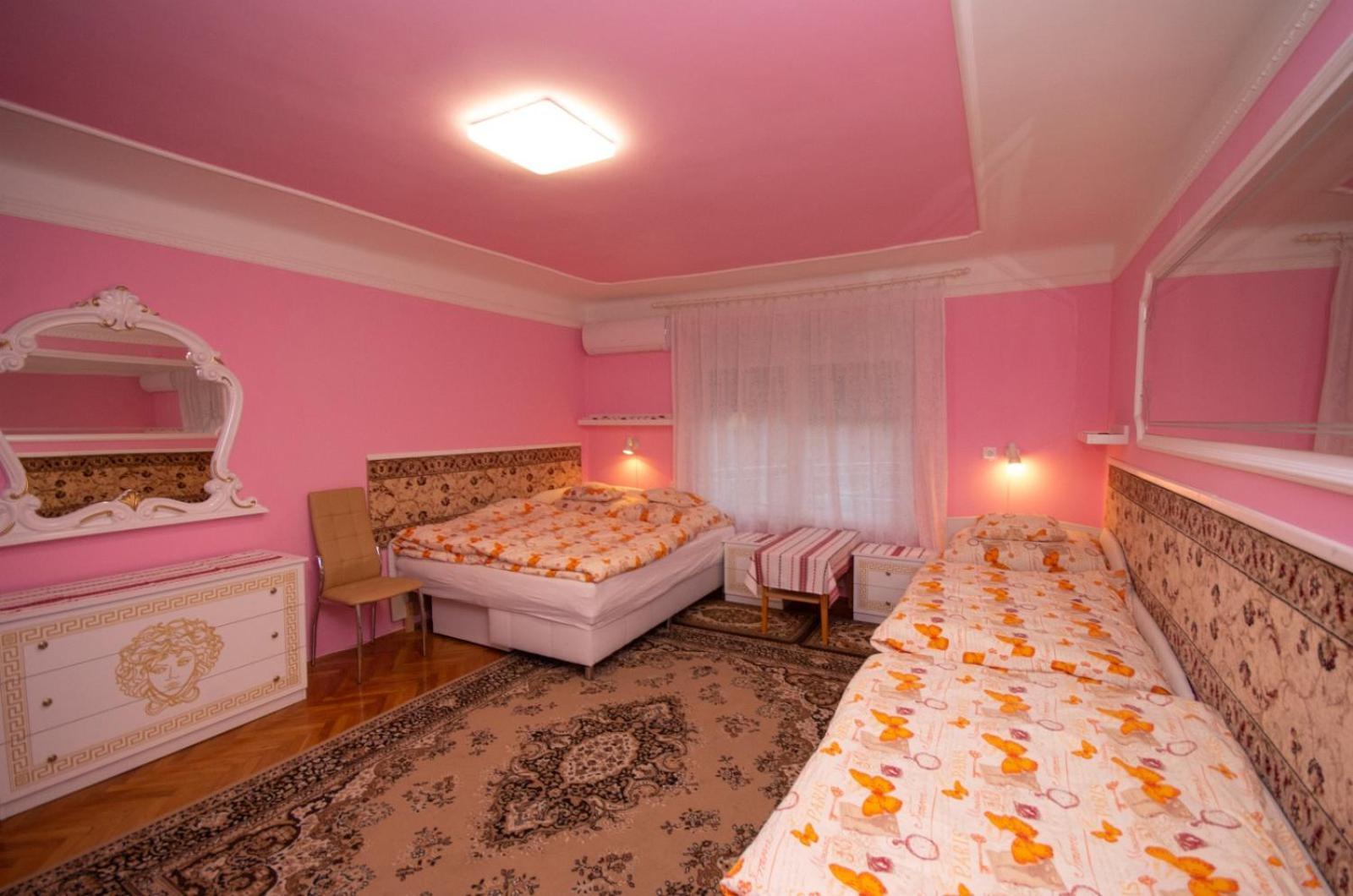 Amalia Apartman 久洛 外观 照片