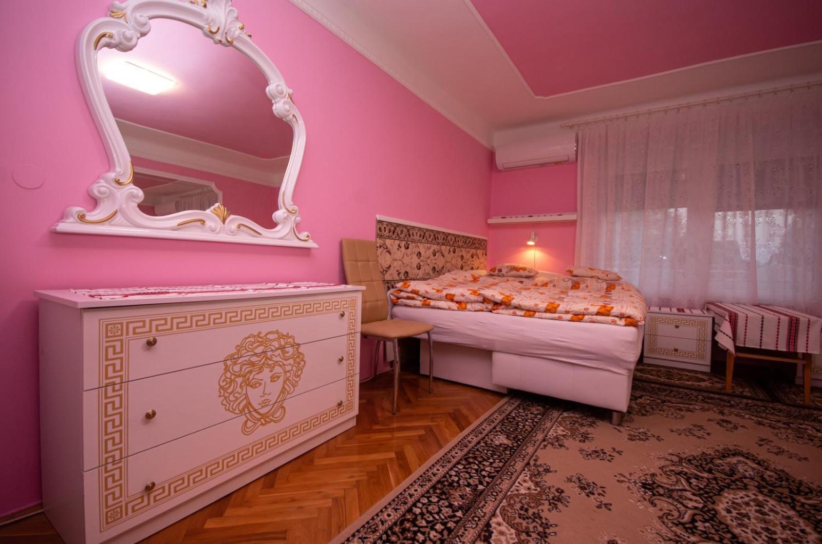 Amalia Apartman 久洛 外观 照片