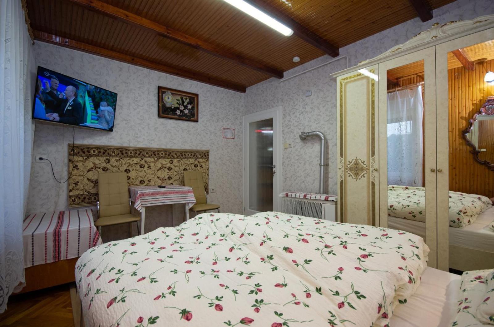 Amalia Apartman 久洛 外观 照片